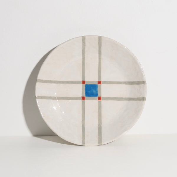 Plate with Crossing Lines (Grey)