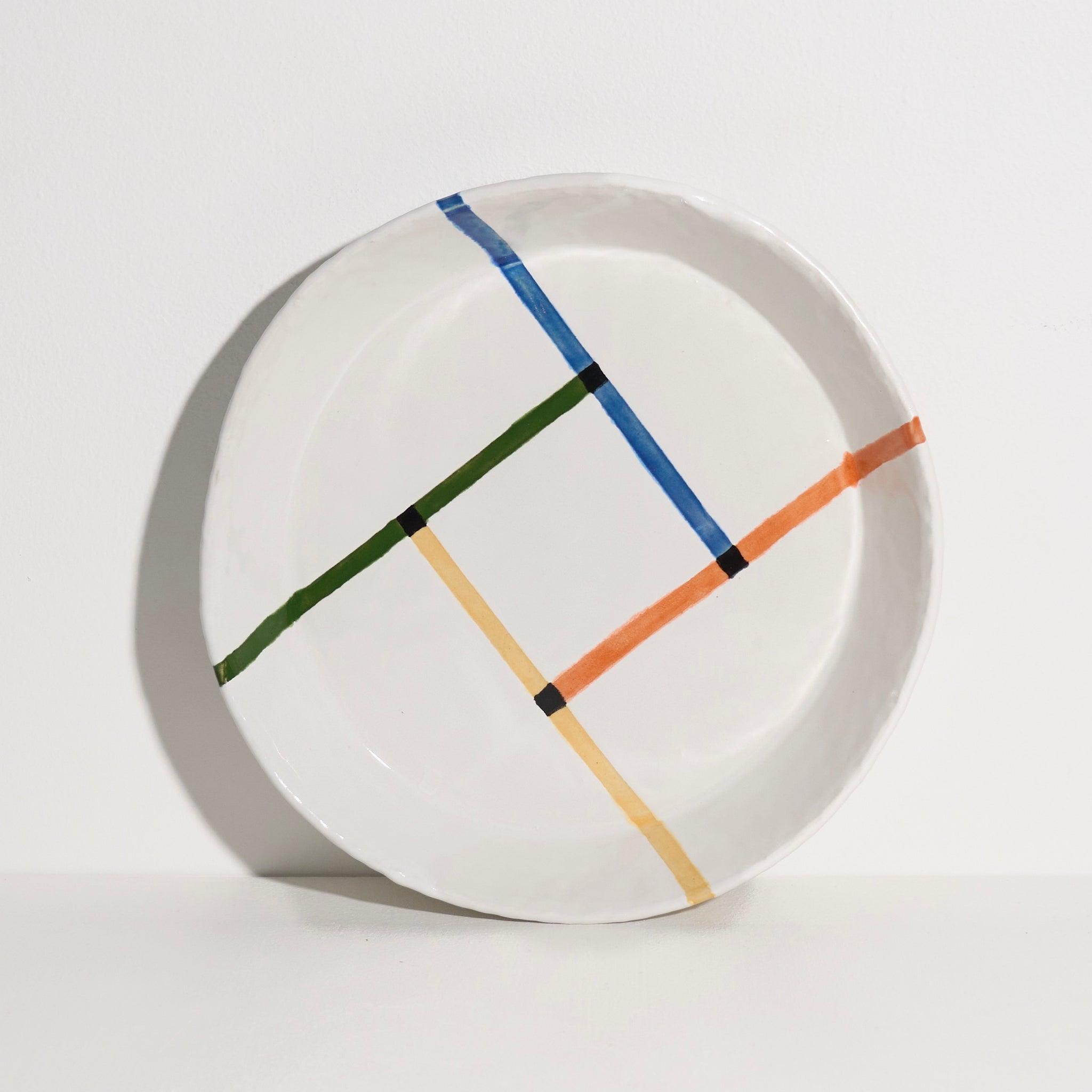 Plate with Crossing Lines (Mondrian)